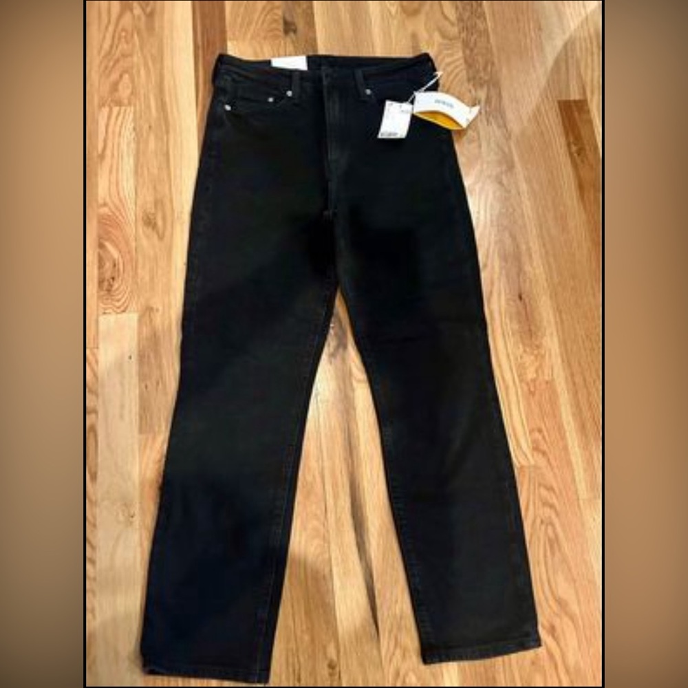 Black mom jeans